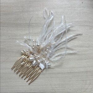 Pearl, Feathered Gold Hair Comb